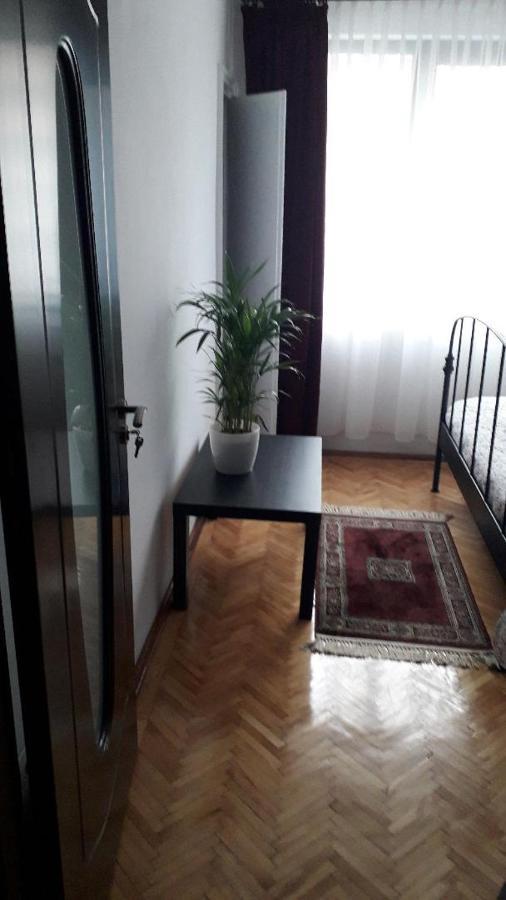 Marie Apartment Bucharest Exterior photo
